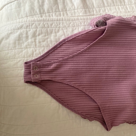 This is lavender body suit with lace detailing! - Picture 6 of 6